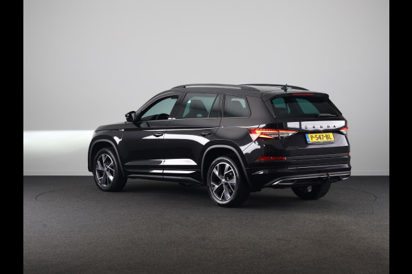 Škoda Kodiaq 1.5 TSI Sportline Business 150 pk Automaat (DSG) | Navigatie | Trekhaak (wegklapbaar) | Parkeersensoren | Achteruitrijcamera | Autom. airco (3 zones) | Stoelverwarming |