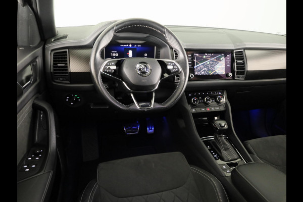Škoda Kodiaq 1.5 TSI Sportline Business 150 pk Automaat (DSG) | Navigatie | Trekhaak (wegklapbaar) | Parkeersensoren | Achteruitrijcamera | Autom. airco (3 zones) | Stoelverwarming |