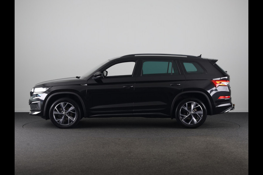 Škoda Kodiaq 1.5 TSI Sportline Business 150 pk Automaat (DSG) | Navigatie | Trekhaak (wegklapbaar) | Parkeersensoren | Achteruitrijcamera | Autom. airco (3 zones) | Stoelverwarming |
