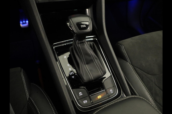 Škoda Kodiaq 1.5 TSI Sportline Business 150 pk Automaat (DSG) | Navigatie | Trekhaak (wegklapbaar) | Parkeersensoren | Achteruitrijcamera | Autom. airco (3 zones) | Stoelverwarming |