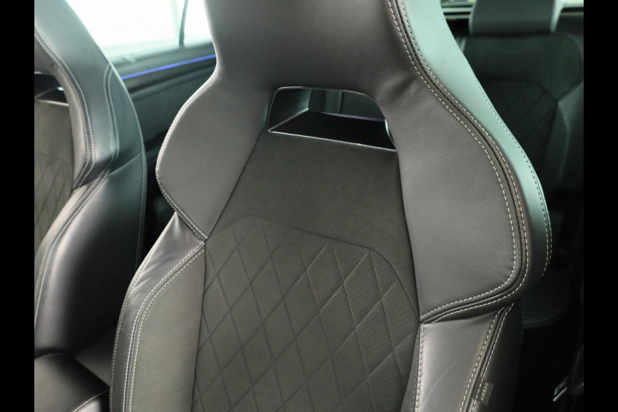 Škoda Kodiaq 1.5 TSI Sportline Business 150 pk Automaat (DSG) | Navigatie | Trekhaak (wegklapbaar) | Parkeersensoren | Achteruitrijcamera | Autom. airco (3 zones) | Stoelverwarming |