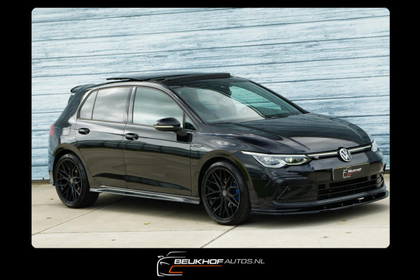 Volkswagen Golf 1.5 eTSI R-Line Pano H&K Audio Cruise Camera