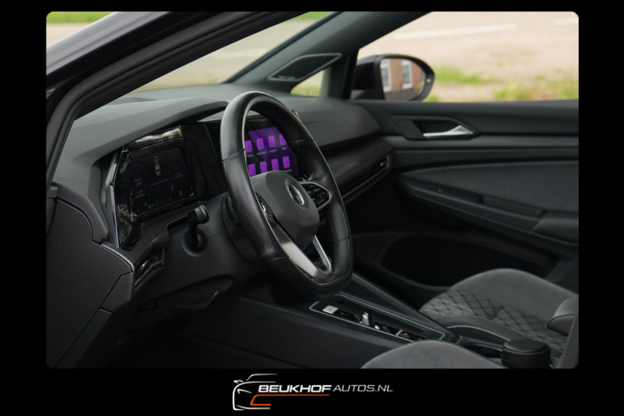 Volkswagen Golf 1.5 eTSI R-Line Pano H&K Audio Cruise Camera