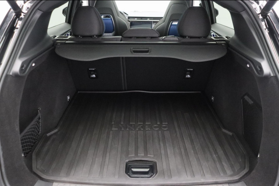 Lynk & Co 01 1.5 261PK Plug-in Hybrid Zwarte Hemel 360° Camera Pano/dak Apple/Carplay Adaptive/Cruise