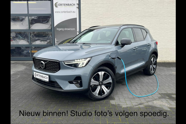 Volvo XC40 1.5 T5 Plug-in hybrid Ultimate Dark | Panorama dak | Zwenkbare trekhaak | Adaptieve cruise | Memory | Blis |
