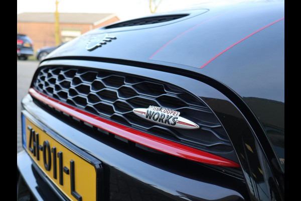 MINI Cabrio 2.0 JCW JOHN COOPER WORKS 231 PK REBEL GREEN | JCW STOELEN | ADAPTIVE CRUISE | ORIG. NL