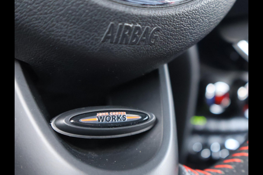MINI Cabrio 2.0 JCW JOHN COOPER WORKS 231 PK REBEL GREEN | JCW STOELEN | ADAPTIVE CRUISE | ORIG. NL