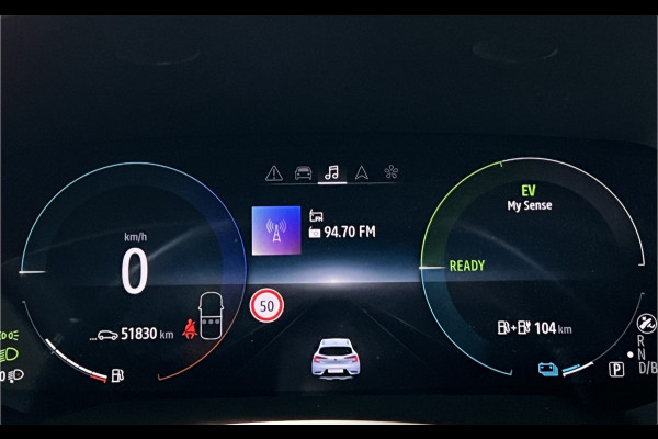 Renault Captur 1.6 E-Tech 160 R.S. Line | Groot Navi | 18" | Stoelverwarming | Camera | PDC V+A |