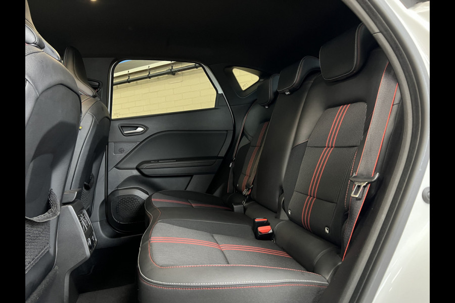 Renault Captur 1.6 E-Tech 160 R.S. Line | Groot Navi | 18" | Stoelverwarming | Camera | PDC V+A |