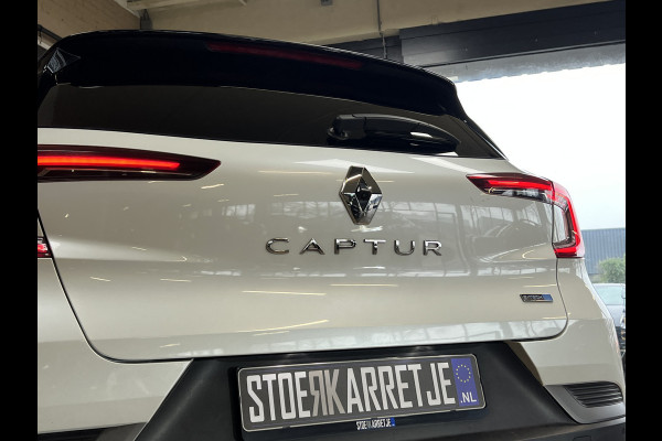 Renault Captur 1.6 E-Tech 160 R.S. Line | Groot Navi | 18" | Stoelverwarming | Camera | PDC V+A |