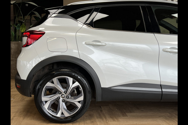 Renault Captur 1.6 E-Tech 160 R.S. Line | Groot Navi | 18" | Stoelverwarming | Camera | PDC V+A |