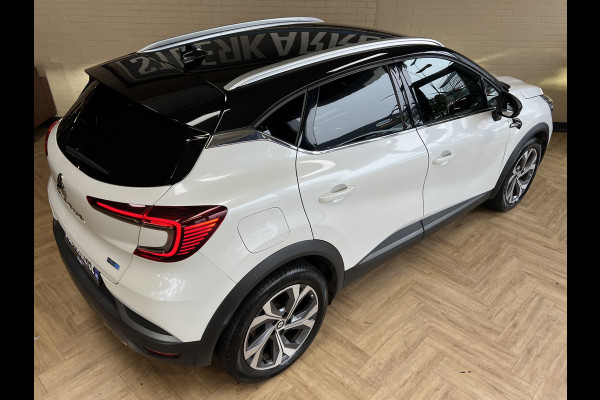 Renault Captur 1.6 E-Tech 160 R.S. Line | Groot Navi | 18" | Stoelverwarming | Camera | PDC V+A |