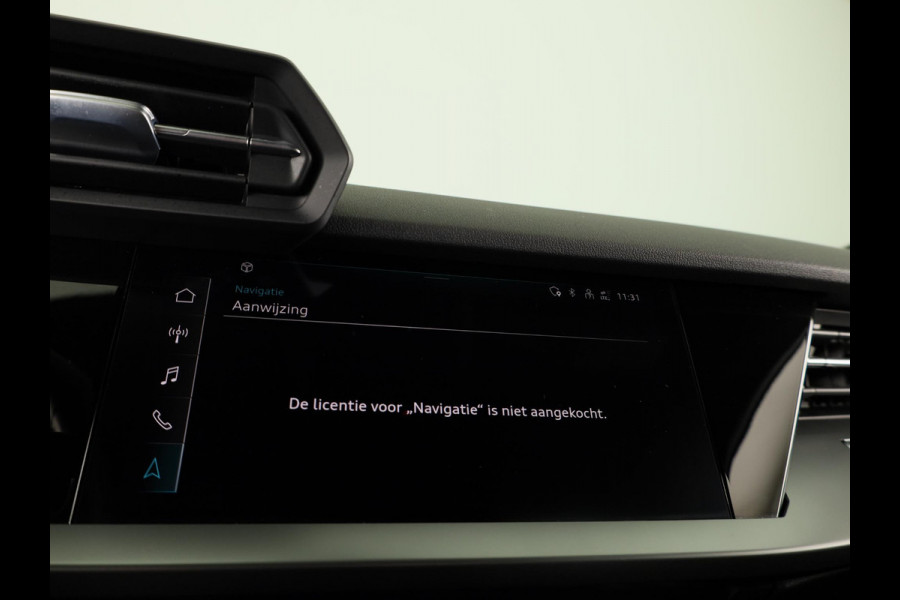 Audi A3 Sportback 30 TFSI Pro Line 110PK | Navigatie via app | Parkeersensoren | 18 inch Lichtmetalen velgen | Cruise controle