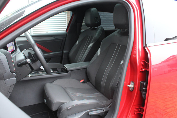 Opel Astra 1.6 181pk Plug in Hybrid Edition AUTOMAAT NL-Auto NAP Panoramadak Clima Cruise Navi HUD PDC LMV