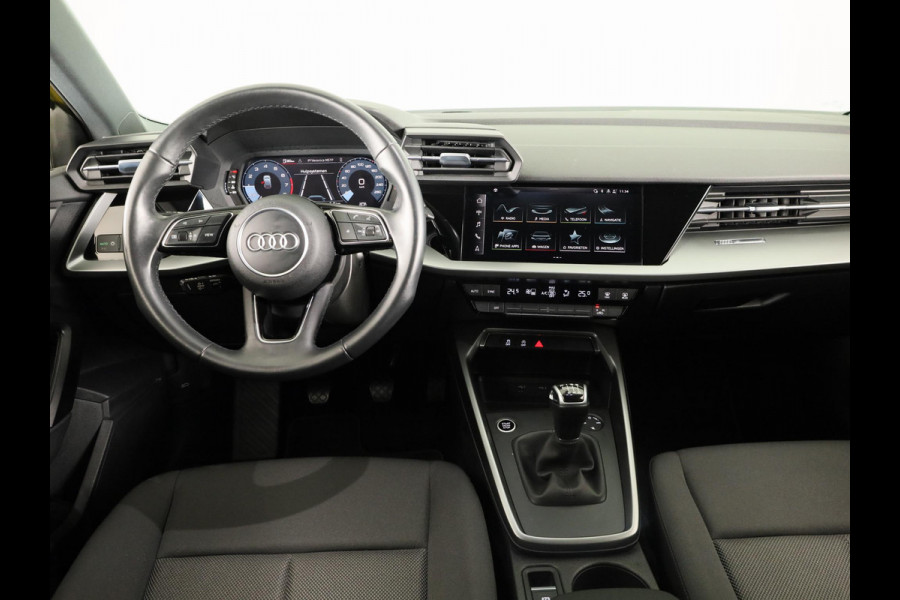 Audi A3 Sportback 30 TFSI Pro Line 110PK | Navigatie via app | Parkeersensoren | 16 inch Lichtmetalen velgen | Cruise controle