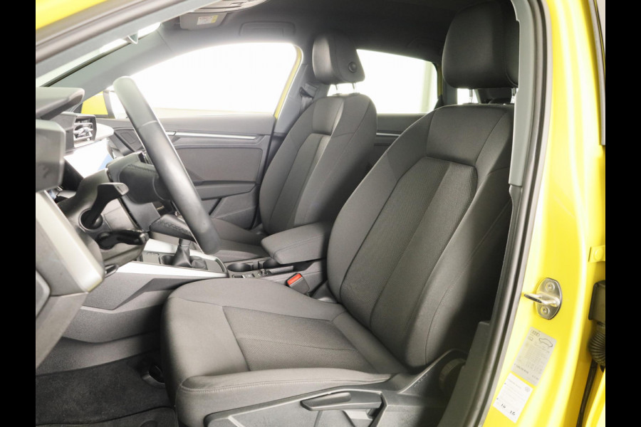 Audi A3 Sportback 30 TFSI Pro Line 110PK | Navigatie via app | Parkeersensoren | 16 inch Lichtmetalen velgen | Cruise controle