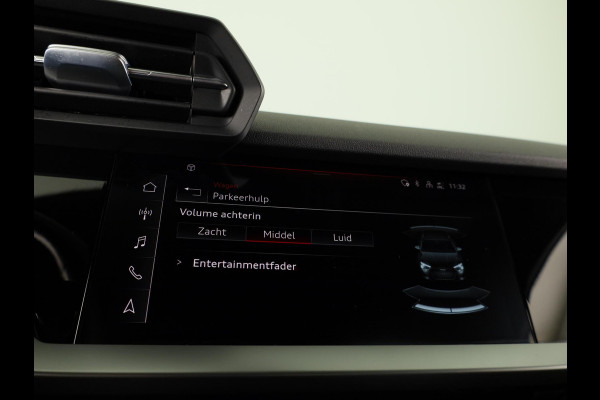 Audi A3 Sportback 30 TFSI Pro Line 110PK | Navigatie via app | Parkeersensoren | 16 inch Lichtmetalen velgen | Cruise controle