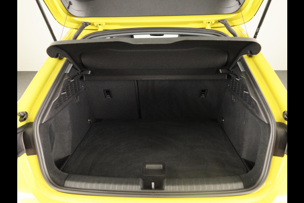 Audi A3 Sportback 30 TFSI Pro Line 110PK | Navigatie via app | Parkeersensoren | 16 inch Lichtmetalen velgen | Cruise controle
