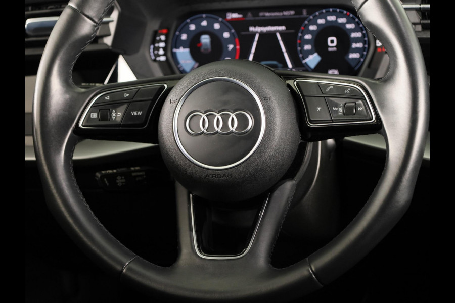 Audi A3 Sportback 30 TFSI Pro Line 110PK | Navigatie via app | Parkeersensoren | 16 inch Lichtmetalen velgen | Cruise controle