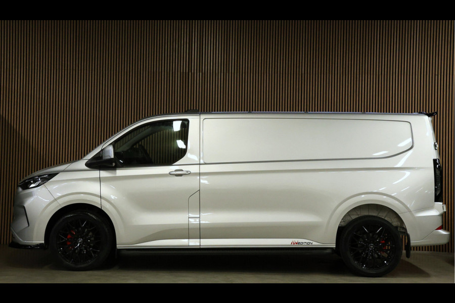 Ford Transit Custom 320 2.0 TDCI L2H1 Limited 170 PK | BPM VRIJ | ACC | Blind Spot | Navigatie | Camera | CarPlay | Lane Assist | Stoelverwarming | Raptor Edition | 3-Zitter | Verlengde fabrieksgarantie tot 11-2029