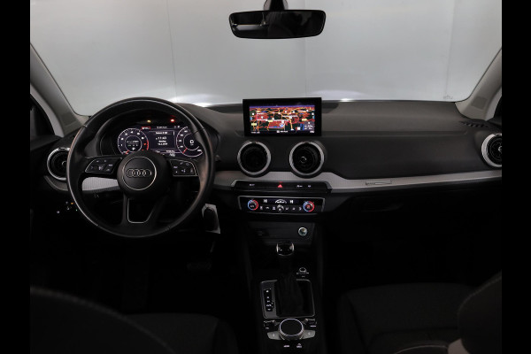 Audi Q2 35 TFSI Advanced edition 150 Pk Automaat  (S-Tronic) | Navigatie | Trekhaak afneembaar | Parkeersensoren |
