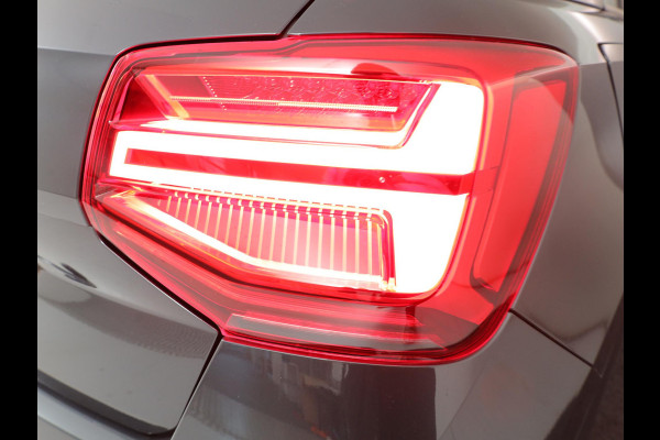 Audi Q2 35 TFSI Advanced edition 150 Pk Automaat  (S-Tronic) | Navigatie | Trekhaak afneembaar | Parkeersensoren |
