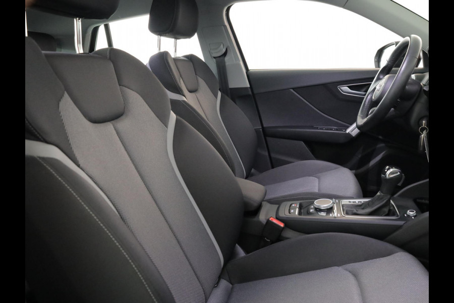Audi Q2 35 TFSI Advanced edition 150 Pk Automaat  (S-Tronic) | Navigatie | Trekhaak afneembaar | Parkeersensoren |