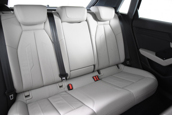 Audi A3 Sportback 40 TFSI e Advanced Edition Sportback *Leer*Navigatie*Stoelverwarming*