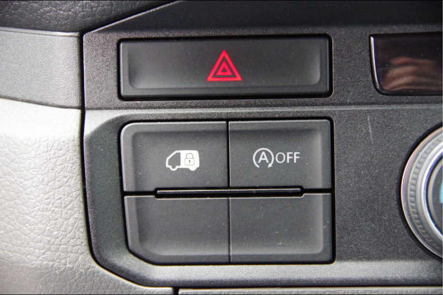 Volkswagen Crafter 35 2.0 TDI L3H3 177PK AUT. TREKHAAK, CAMERA, NAVI, CRUISE, CARPLAY, AIRCO, PARKEERSENSOREN