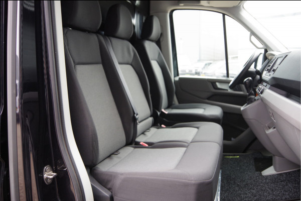Volkswagen Crafter 35 2.0 TDI L3H3 177PK AUT. TREKHAAK, CAMERA, NAVI, CRUISE, CARPLAY, AIRCO, PARKEERSENSOREN