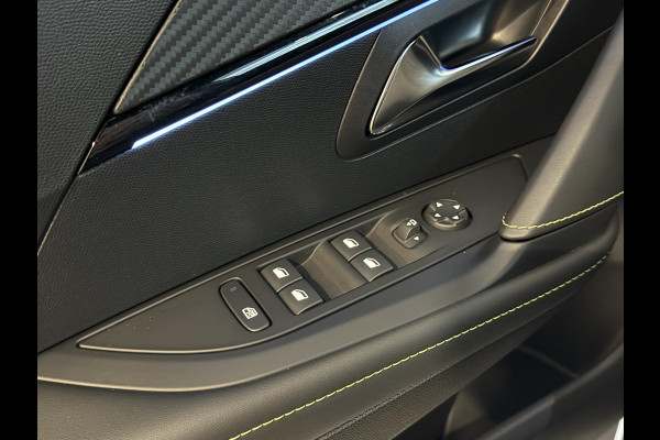 Peugeot 208 Hybrid 136 e-DCS6 GT Leder Alcantara interieur