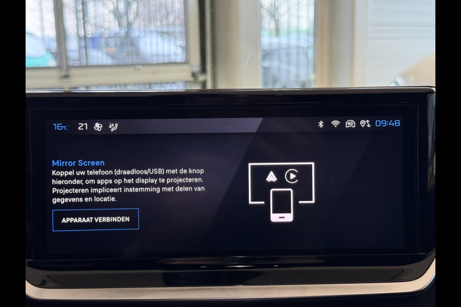 Peugeot 208 Hybrid 136 e-DCS6 GT Leder Alcantara interieur