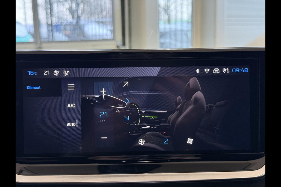 Peugeot 208 Hybrid 136 e-DCS6 GT Leder Alcantara interieur