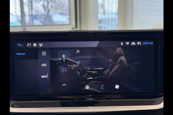 Peugeot 208 Hybrid 136 e-DCS6 GT Leder Alcantara interieur