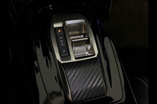 Peugeot 208 Hybrid 136 e-DCS6 GT Leder Alcantara interieur