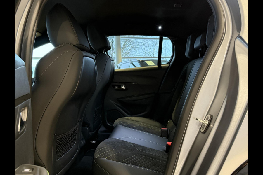 Peugeot 208 Hybrid 136 e-DCS6 GT Leder Alcantara interieur