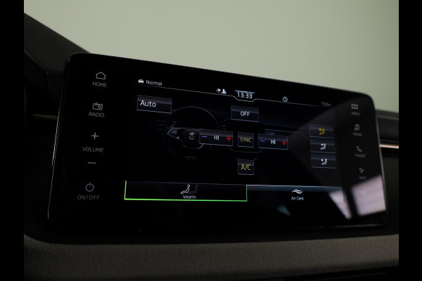 Škoda Kamiq 1.0 TSI Business Edition 115pk Automaat | Verlende garantie | Parkeercamera | Navigatie | Verwarmbare voorstoelen