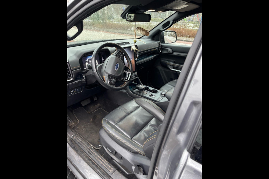 Ford Ranger 2.0 Super Cab EcoBlue Wildtrak 204pk Automaat | Trekhaak | Lederen Bekleding | Rollertop | 3.500kh Trekgewicht | Adaptieve Cruise