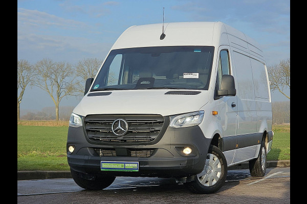 Mercedes-Benz Sprinter 317 1.9 CDI L2H2 Mbux 10 LED Navi Automaat PDC Airco Camera Euro6 170 PK!