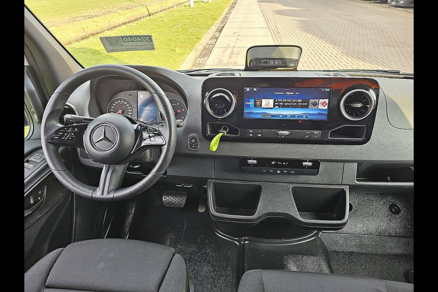 Mercedes-Benz Sprinter 317 1.9 CDI L2H2 Mbux 10 LED Navi Automaat PDC Airco Camera Euro6 170 PK!