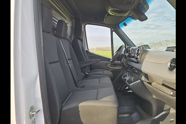 Mercedes-Benz Sprinter 317 1.9 CDI L2H2 Mbux 10 LED Navi Automaat PDC Airco Camera Euro6 170 PK!