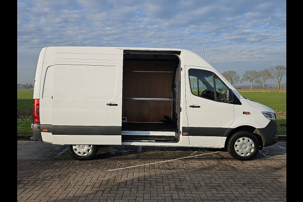 Mercedes-Benz Sprinter 317 1.9 CDI L2H2 Mbux 10 LED Navi Automaat PDC Airco Camera Euro6 170 PK!