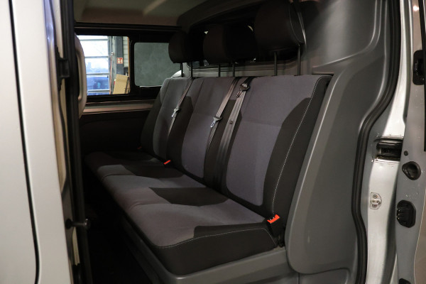 Opel Vivaro 1.6 CDTI L2H1 DC | Dubbel cabine | 6-zitter | L+R Schuifdeur | Airco | Cruise control | Trekhaak | DAB | Lichtmetalen velgen | Nieuwe APK