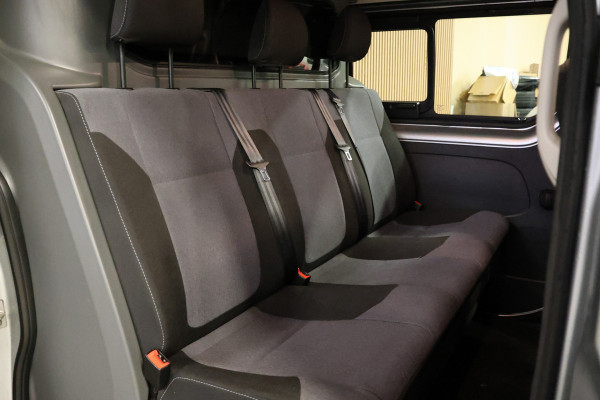 Opel Vivaro 1.6 CDTI L2H1 DC | Dubbel cabine | 6-zitter | L+R Schuifdeur | Airco | Cruise control | Trekhaak | DAB | Lichtmetalen velgen | Nieuwe APK