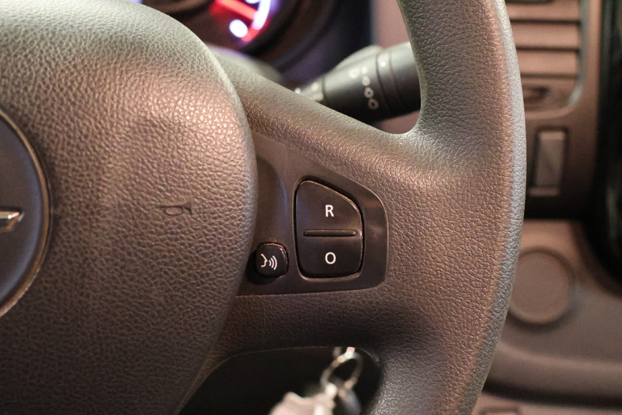 Opel Vivaro 1.6 CDTI L2H1 DC | Dubbel cabine | 6-zitter | L+R Schuifdeur | Airco | Cruise control | Trekhaak | DAB | Lichtmetalen velgen | Nieuwe APK
