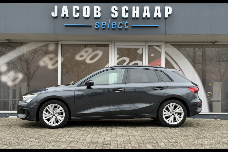 Audi A3 Sportback 35 TFSI 150pk Advanced Edition / Carplay / Camera / Parkeer assistent / 17'' LM / Trekhaak