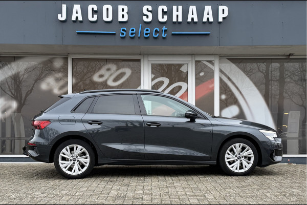 Audi A3 Sportback 35 TFSI 150pk Advanced Edition / Carplay / Camera / Parkeer assistent / 17'' LM / Trekhaak