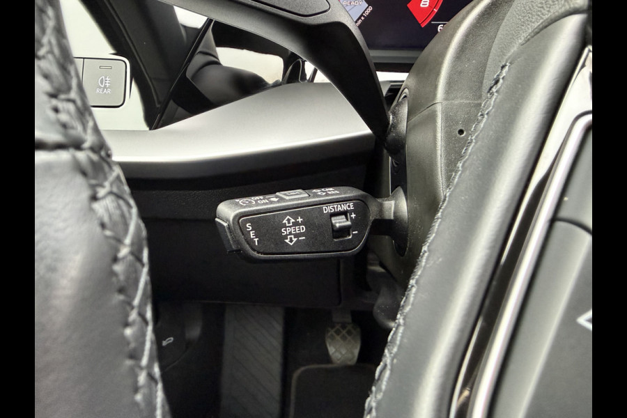 Audi A3 Sportback 35 TFSI 150pk Advanced Edition / Carplay / Camera / Parkeer assistent / 17'' LM / Trekhaak