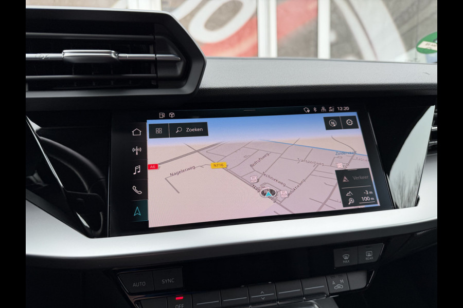 Audi A3 Sportback 35 TFSI 150pk Advanced Edition / Carplay / Camera / Parkeer assistent / 17'' LM / Trekhaak