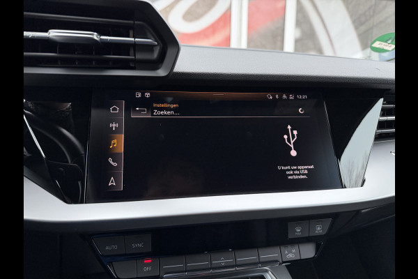 Audi A3 Sportback 35 TFSI 150pk Advanced Edition / Carplay / Camera / Parkeer assistent / 17'' LM / Trekhaak
